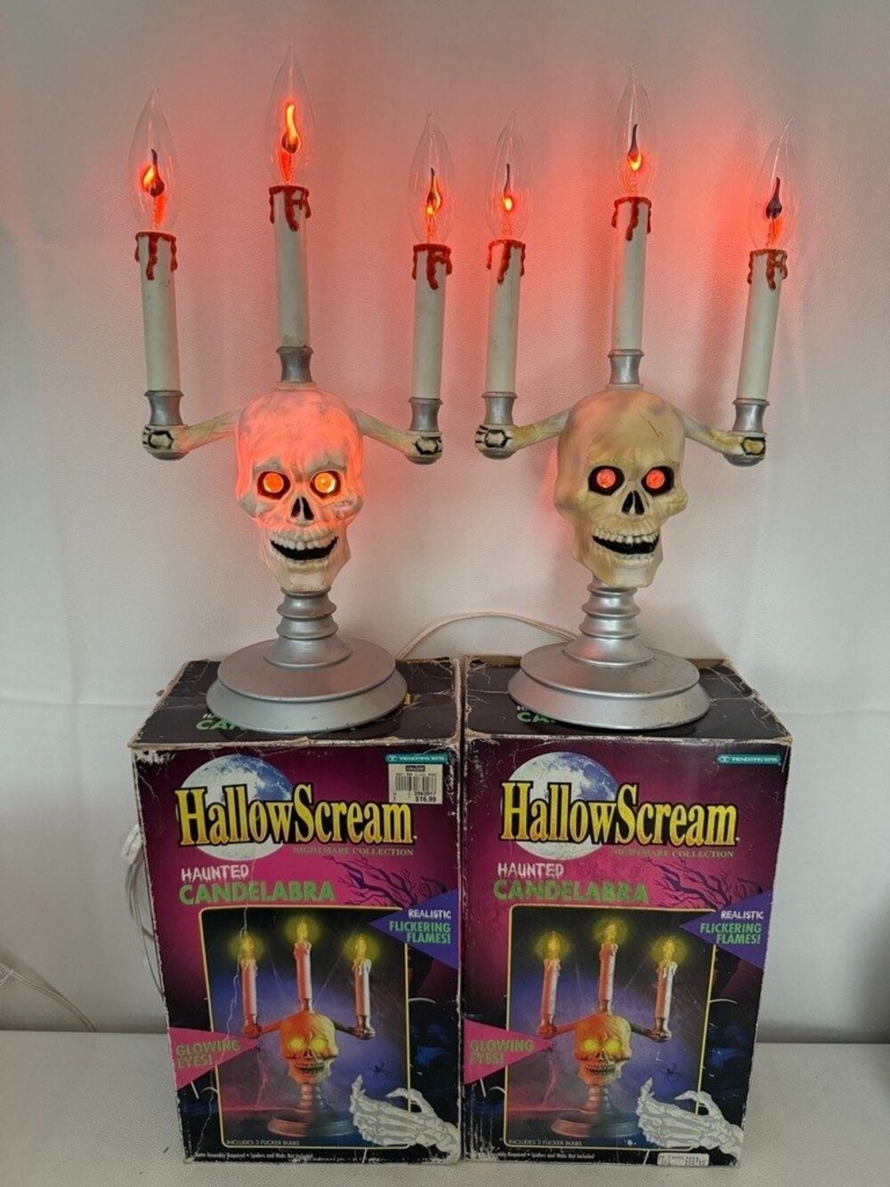HallowScream Haunted Candelabra Flickering Candles Glow Eyes Lot Of 2 1994
